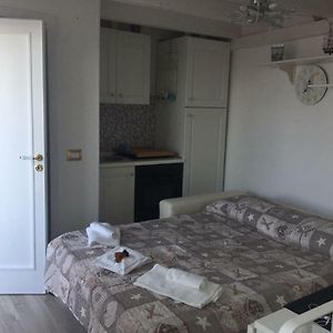 Camera con letto king size